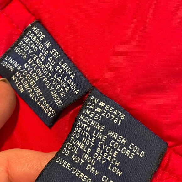 Tommy Jeans Red Puffer Vest M Nylon Womens Sleeveless Outerwear Vintage - Picture 5 of 11